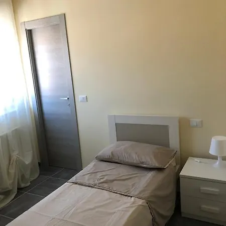Casa Renzo Guest house *